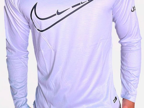 Sudadera Nike Triple