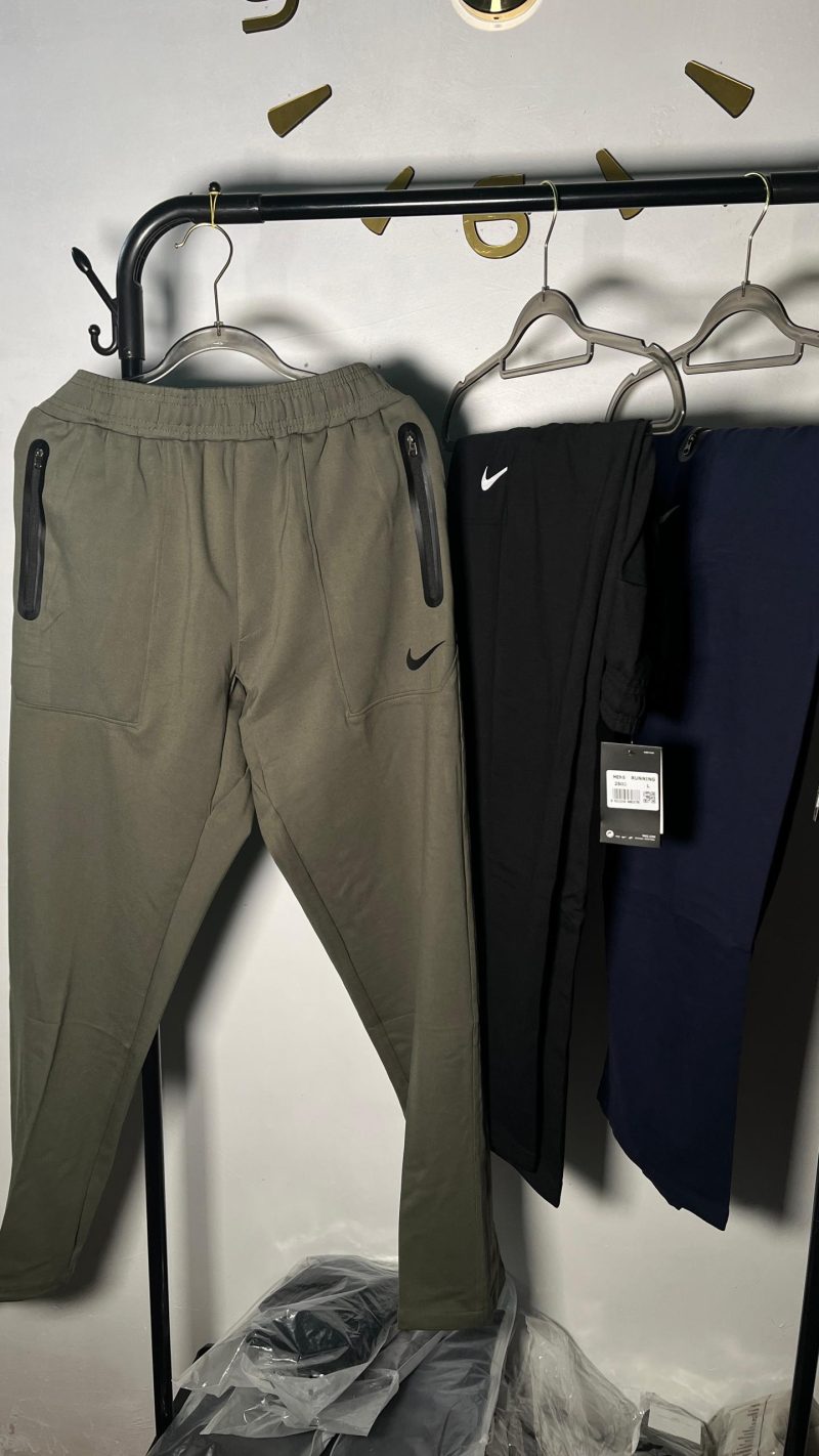 Mono Deportivo Nike AR2 - Imagen 2