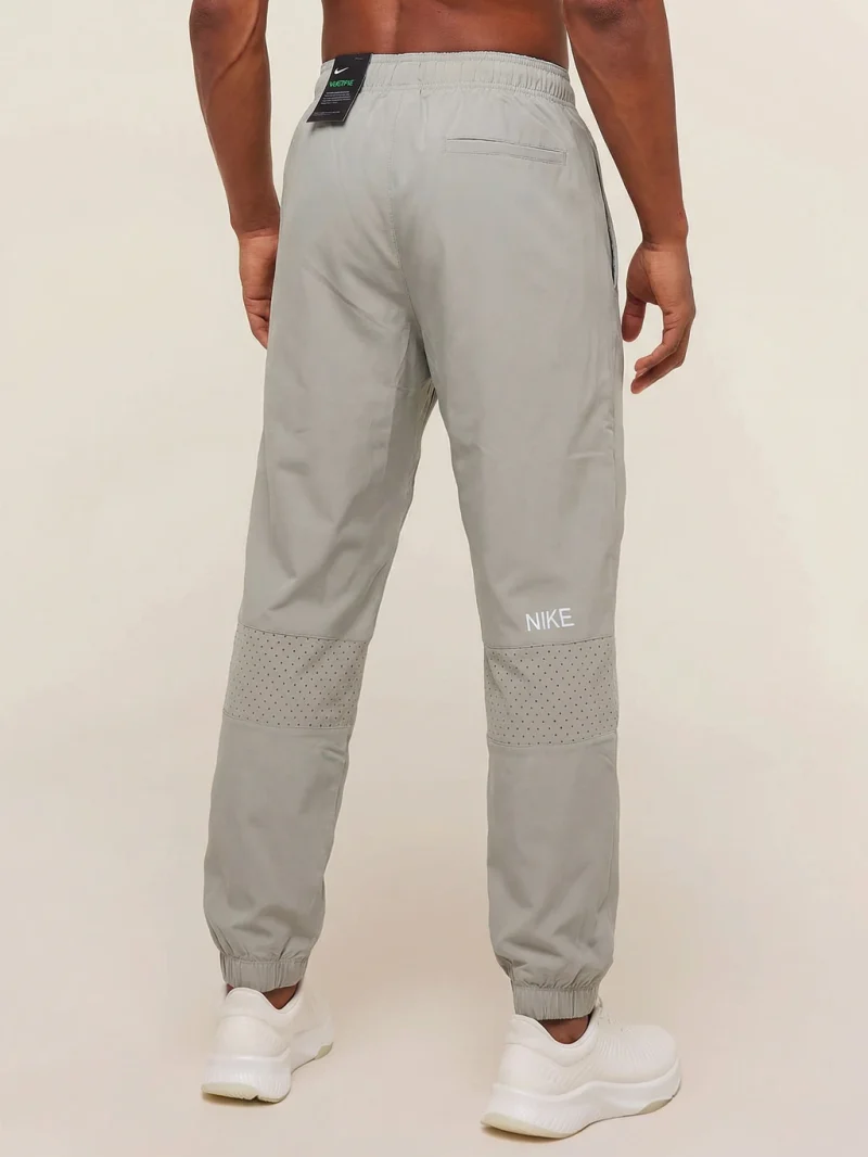 Mono Jogger Deportivo Nike AR1 - Imagen 2