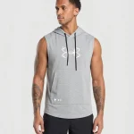 Franelilla Under Armour con capucha