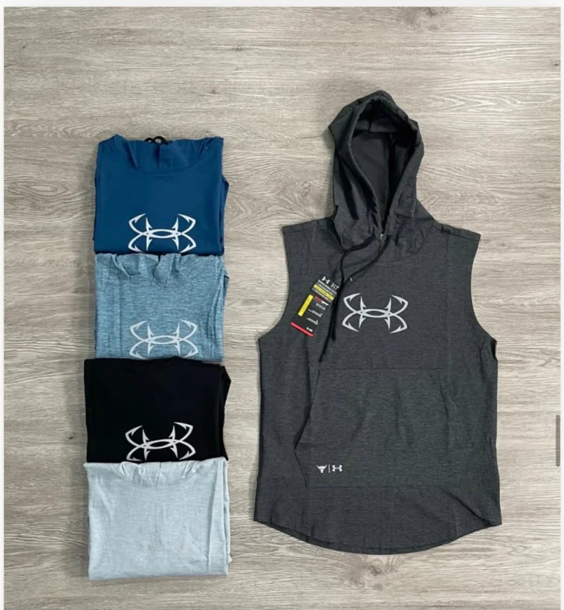 Franelilla Under Armour con capucha - Imagen 2